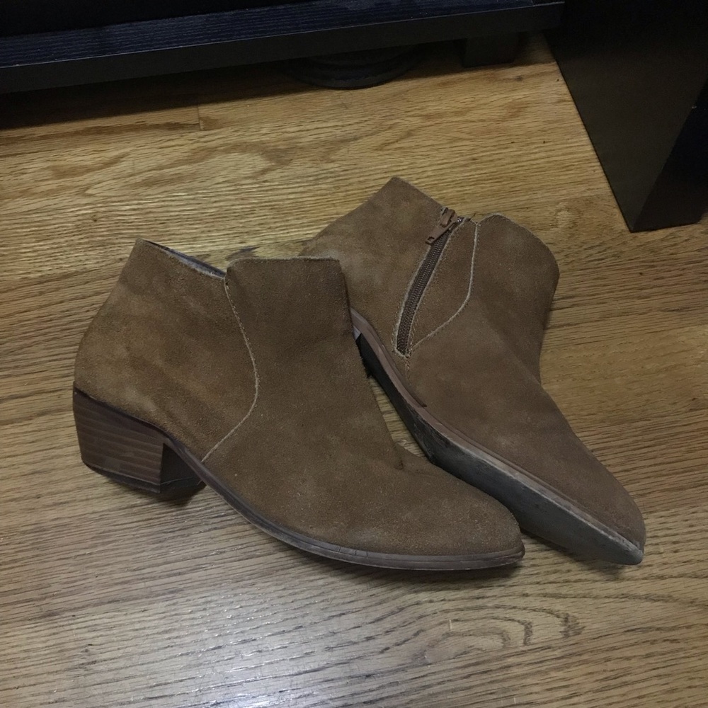 Ecote booties